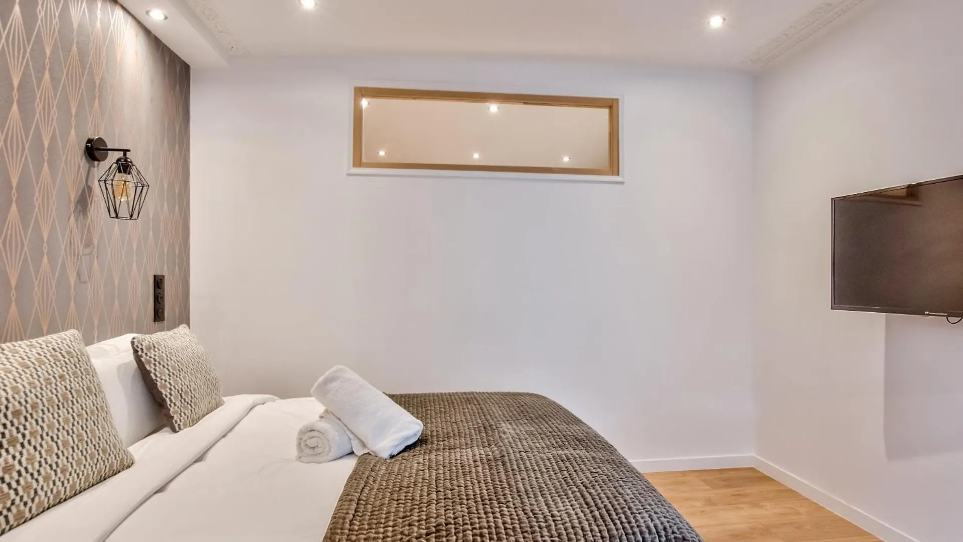 Urban Flat 104 - Opera Perfect Flat Apartment Paris 0*,  France